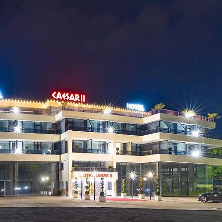 Hotel Caesar 2 Kŭrdzhali Exteriör bild
